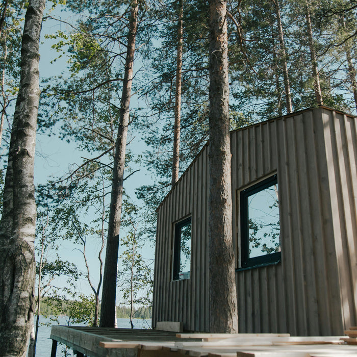 Essential Gear for Off-Grid Living in 2025